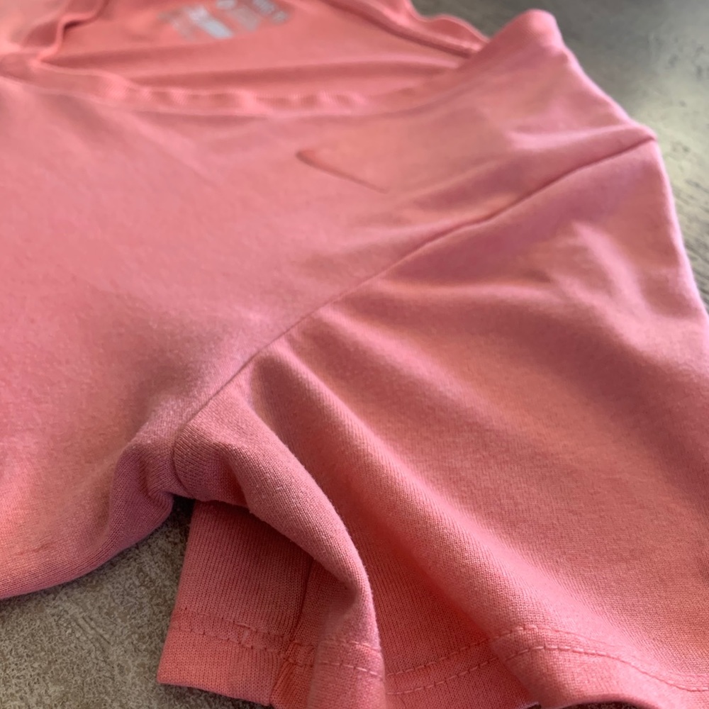 Women’s Dri-Fit tee - Picture 3 of 4